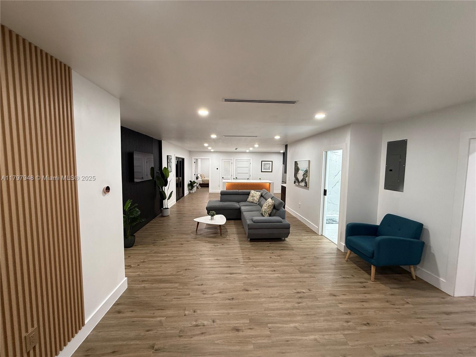 CENTRAL PARK - Residential