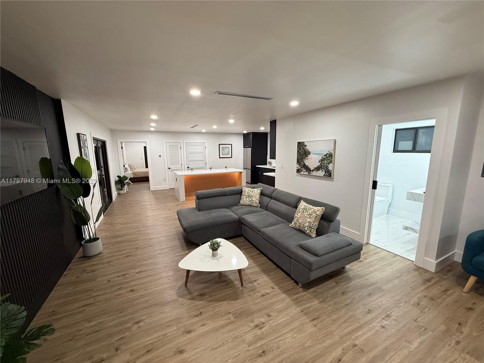 CENTRAL PARK - Residential