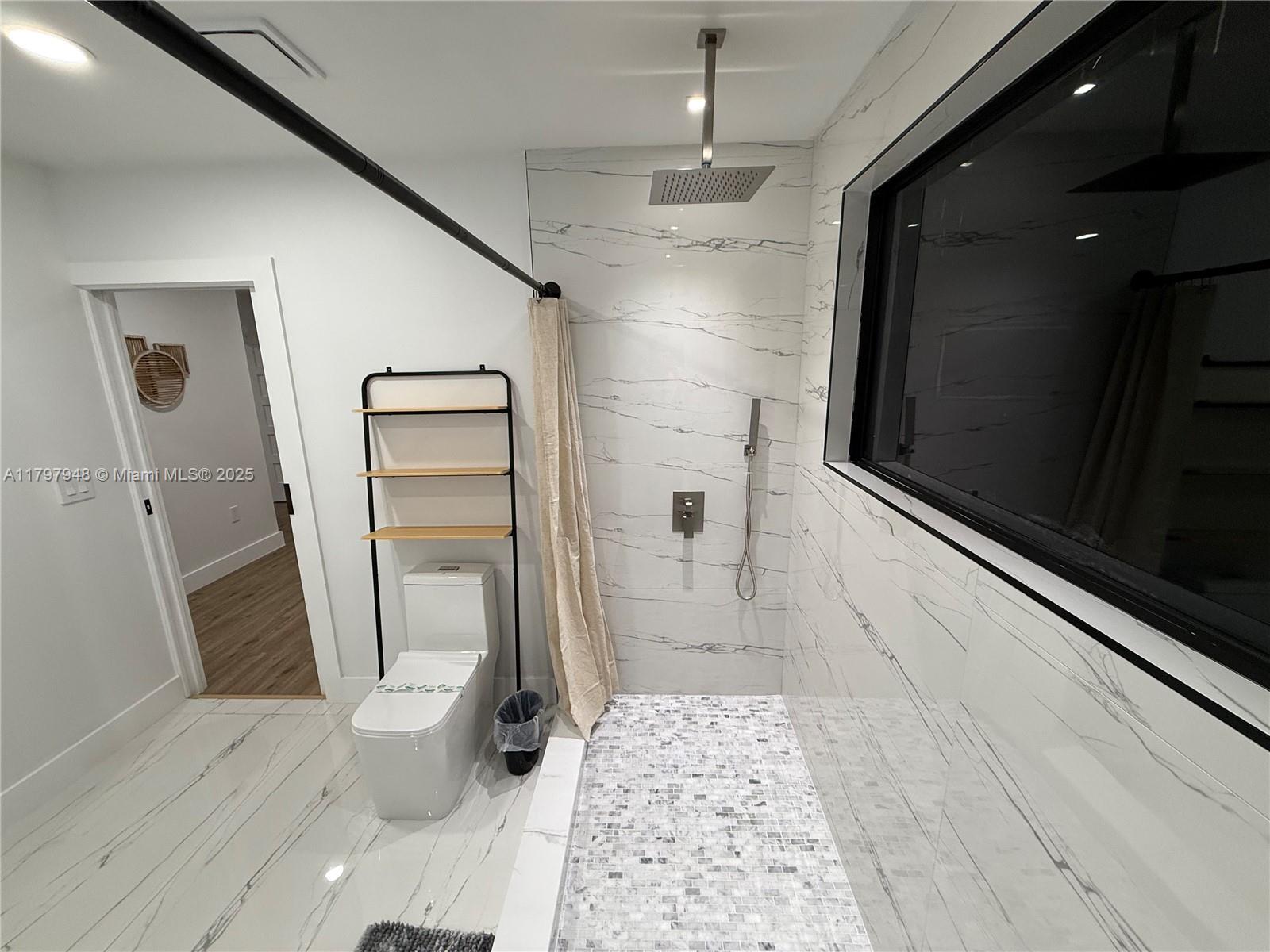 CENTRAL PARK - Residential