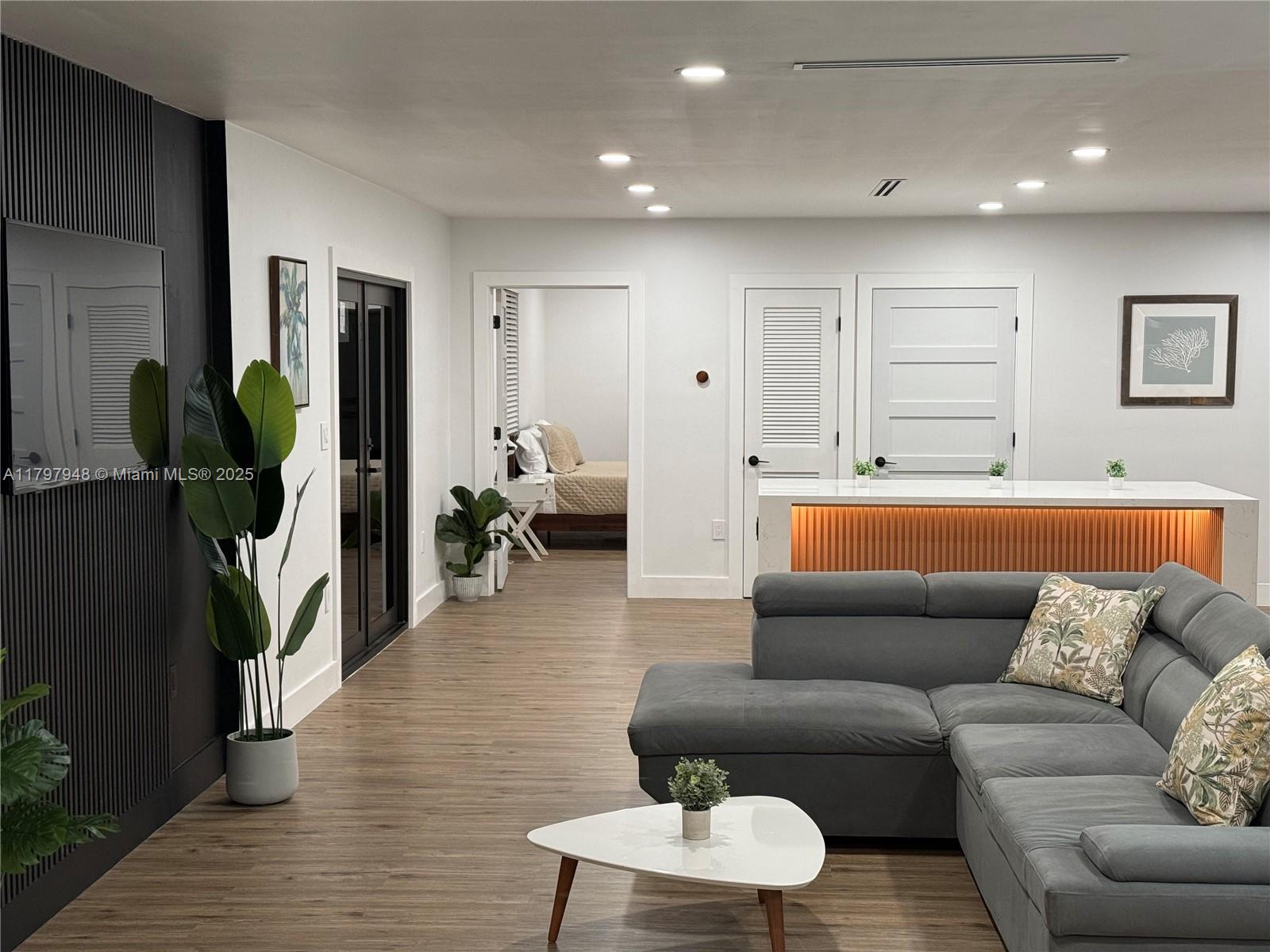 CENTRAL PARK - Residential