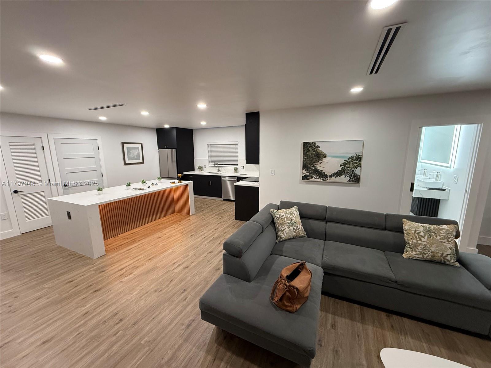 CENTRAL PARK - Residential