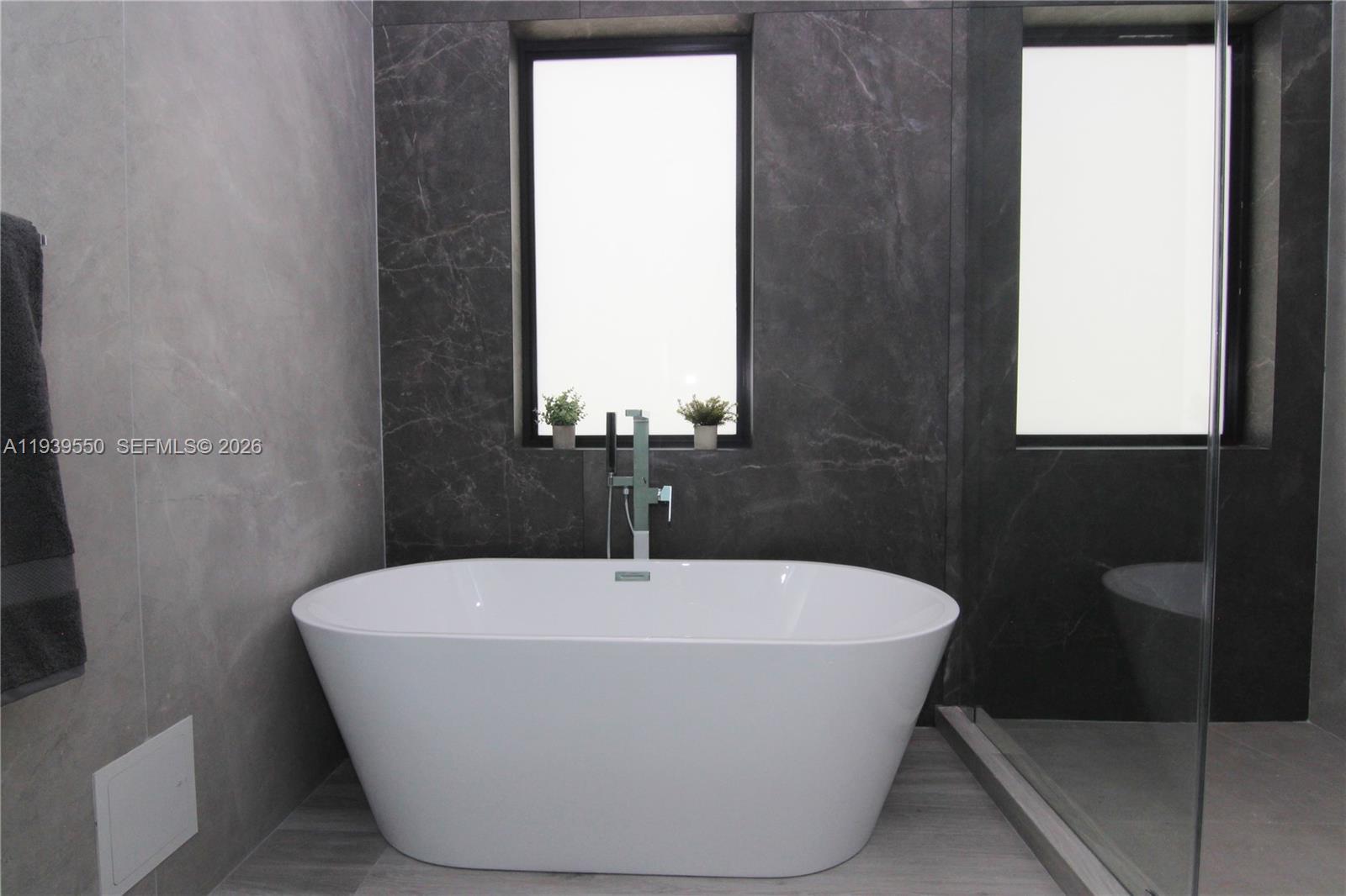 FROW HOMESTEAD - Residential