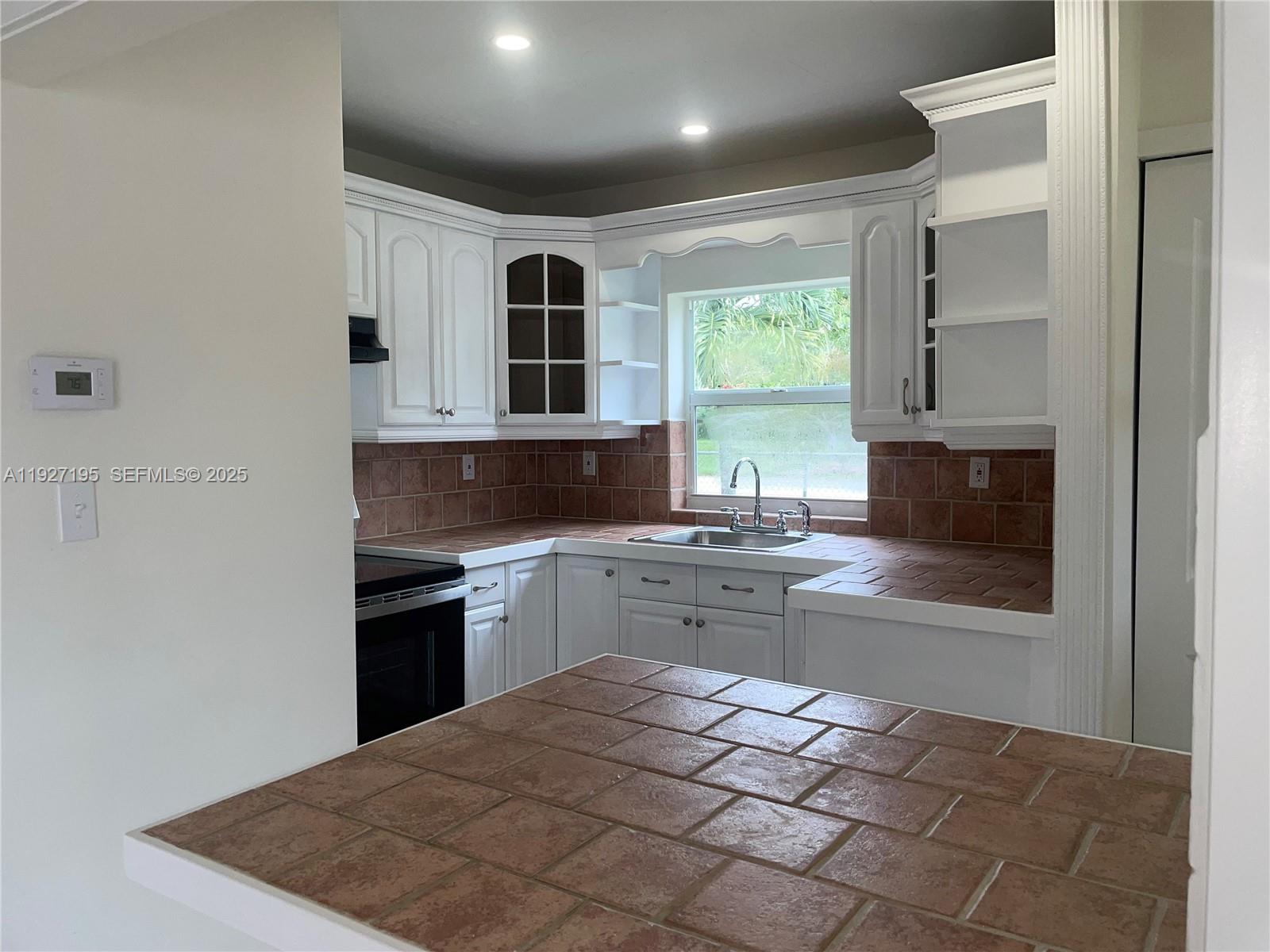 GREENGLADE VILLAS - Residential Lease