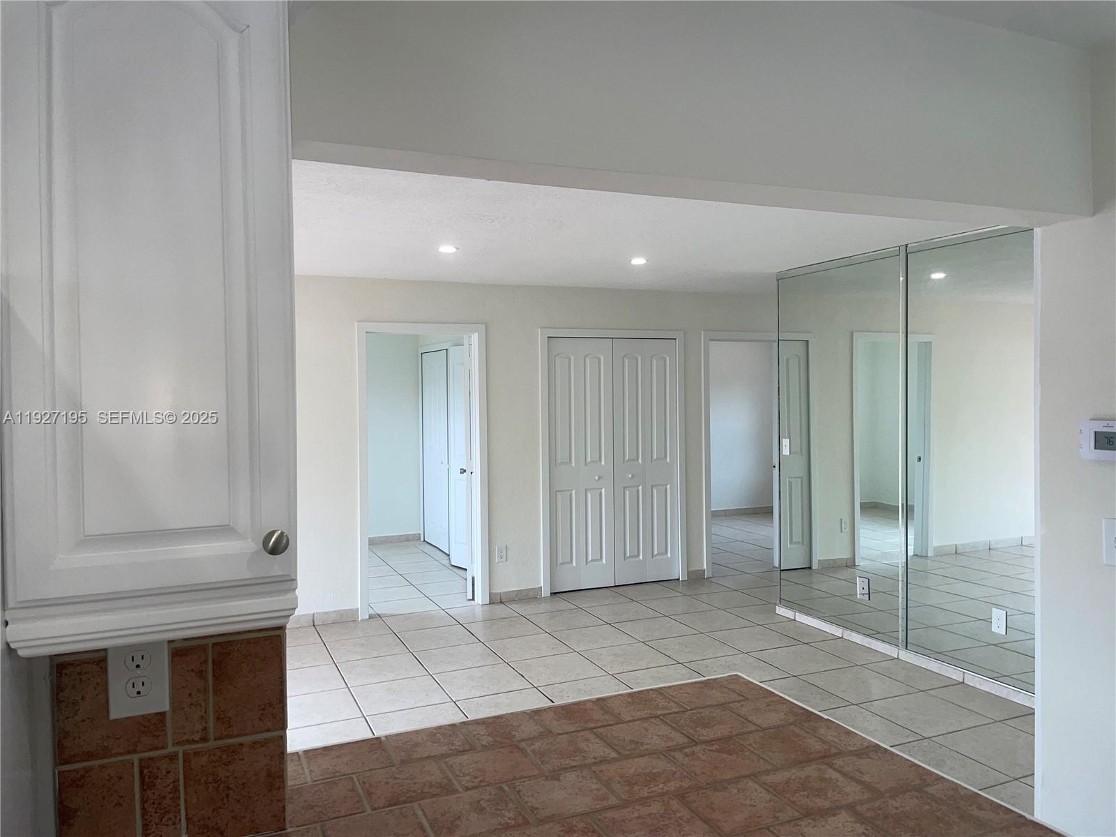 GREENGLADE VILLAS - Residential Lease