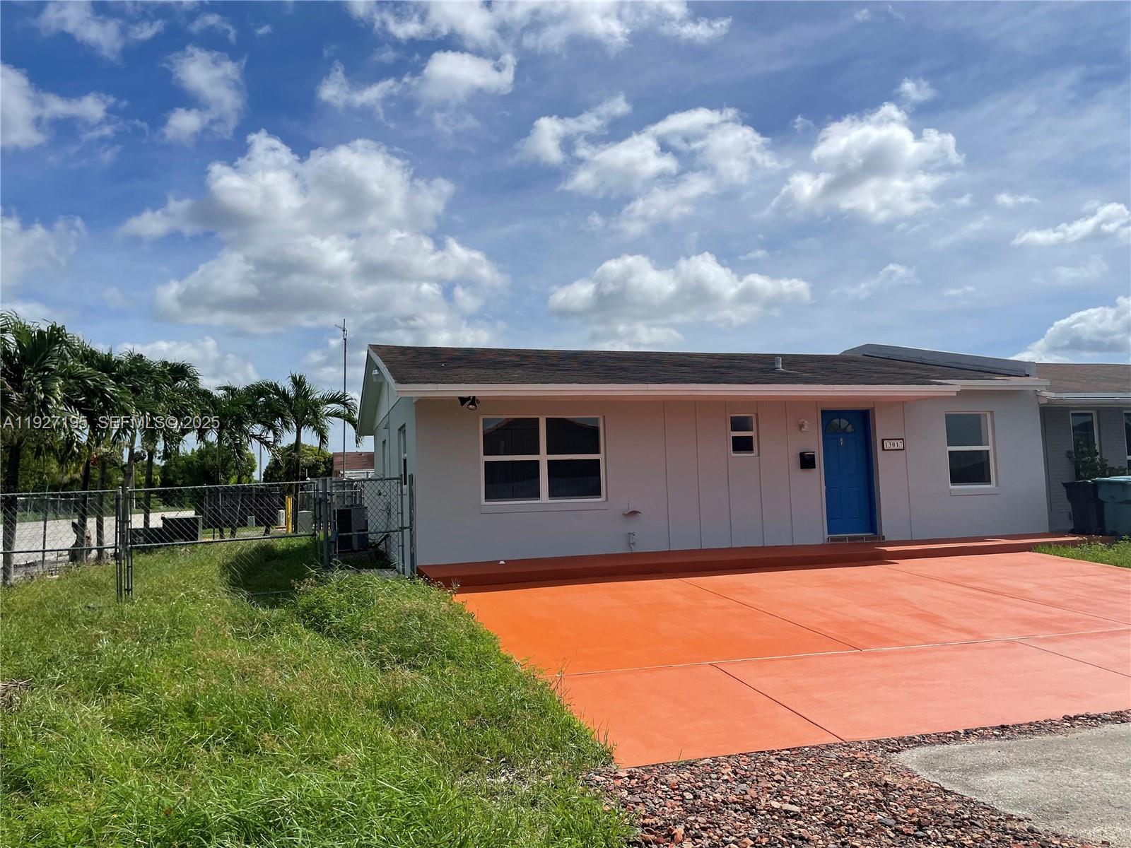 GREENGLADE VILLAS - Residential Lease