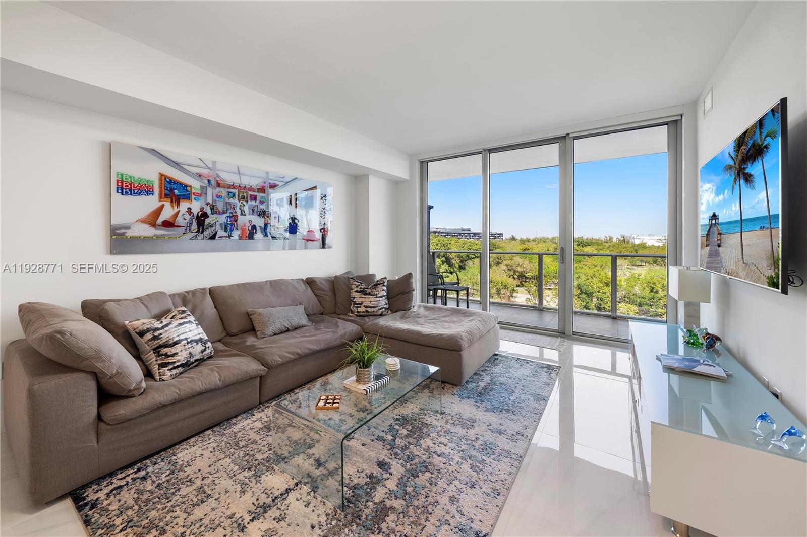 View photos, virtual tours, details... 16385 Biscayne Blvd 503