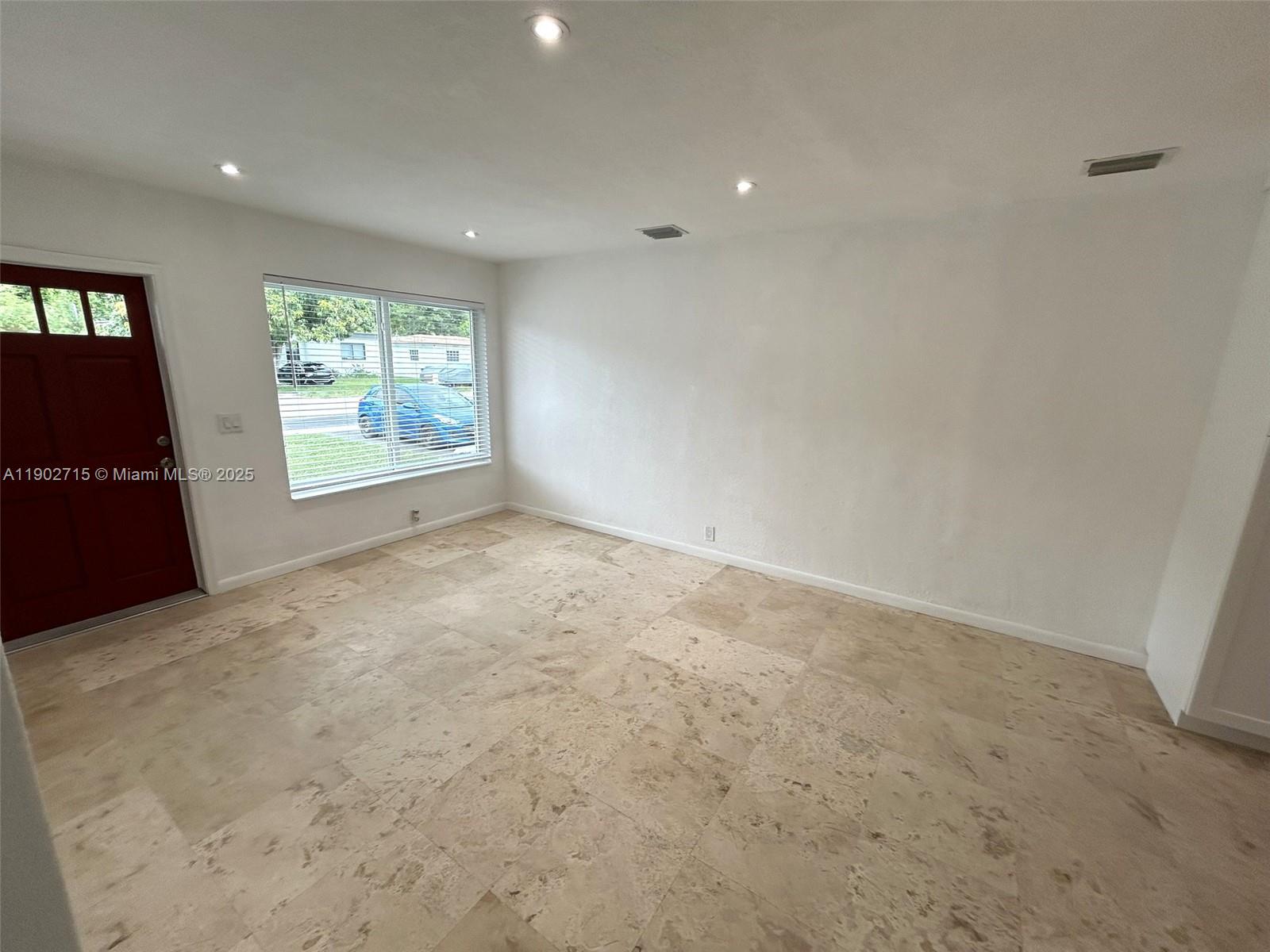 1584 NE 110th Ter 1584