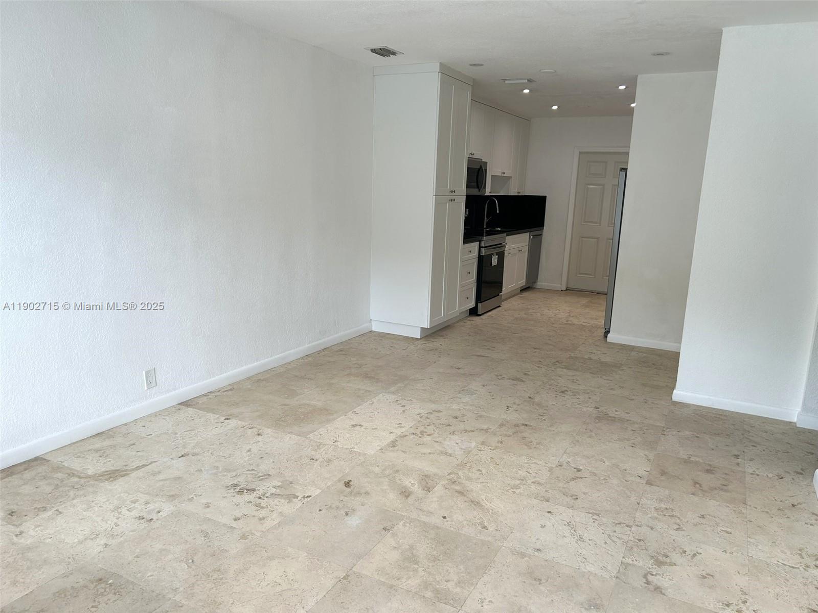 1584 NE 110th Ter 1584