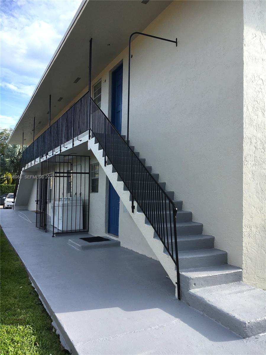HIALEAH 11TH ADDN - Residential Lease