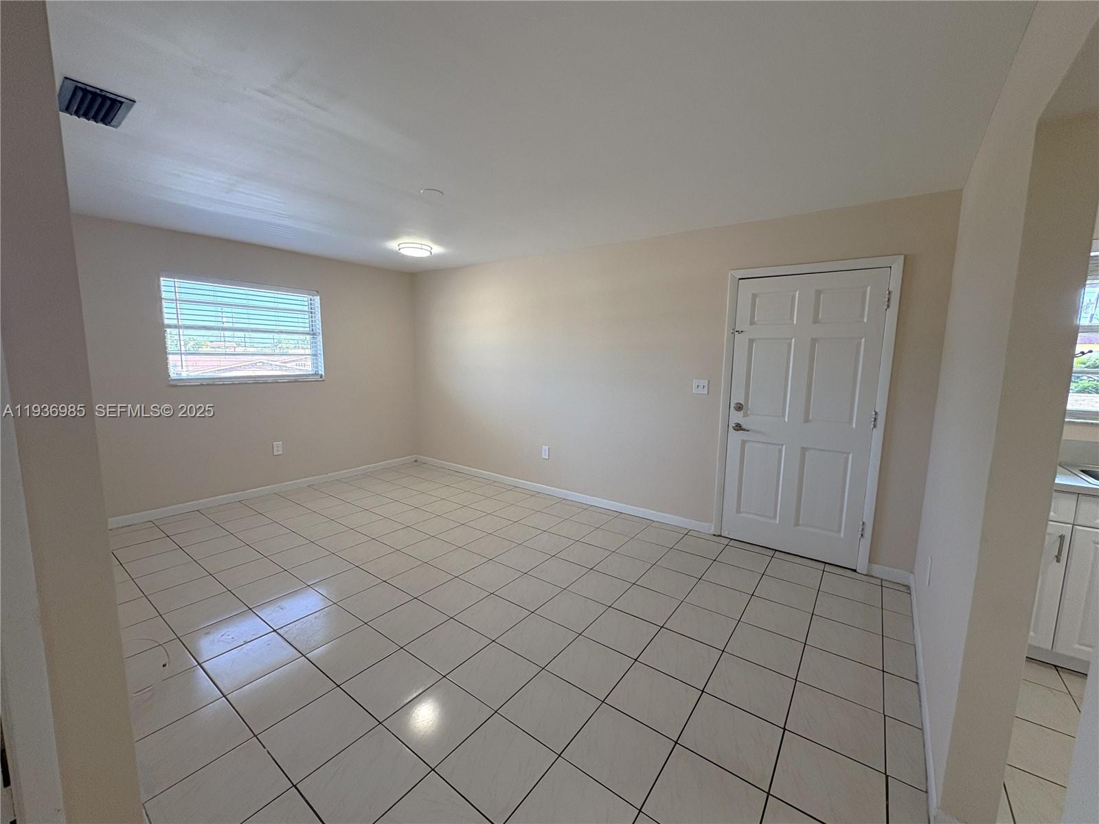 HIALEAH 11TH ADDN - Residential Lease
