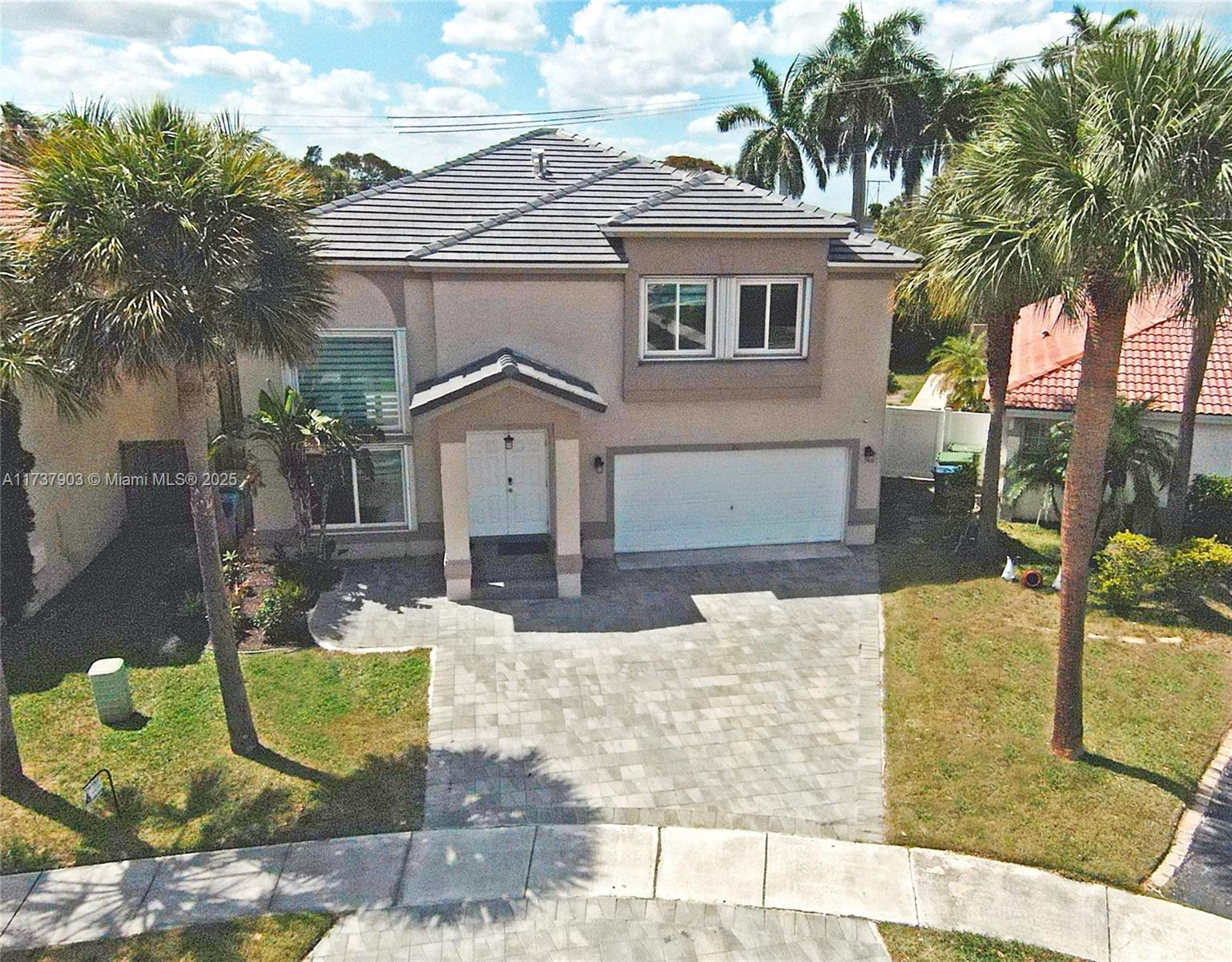 Property for Sale at 20 Gables Blvd, Weston, Broward County, Florida - Bedrooms: 4 
Bathrooms: 3  - $779,000