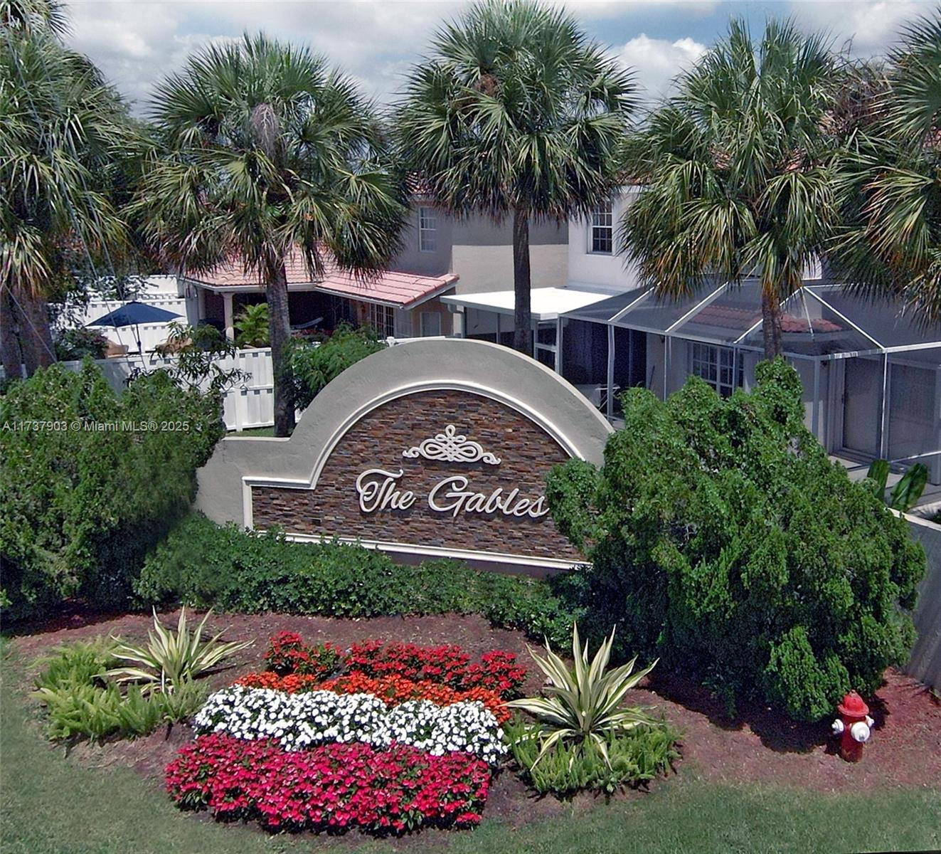 20 Gables Blvd