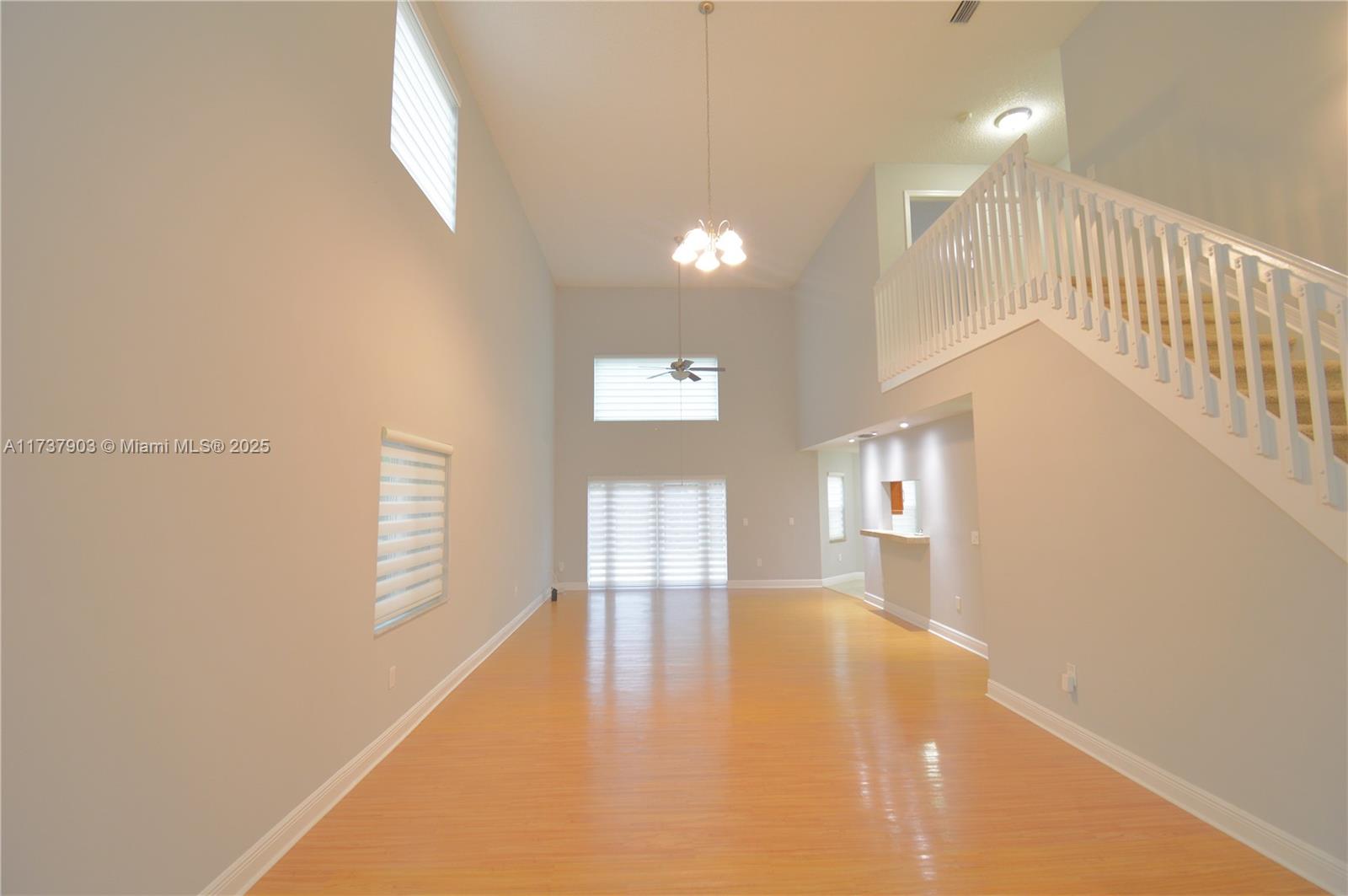 20 Gables Blvd