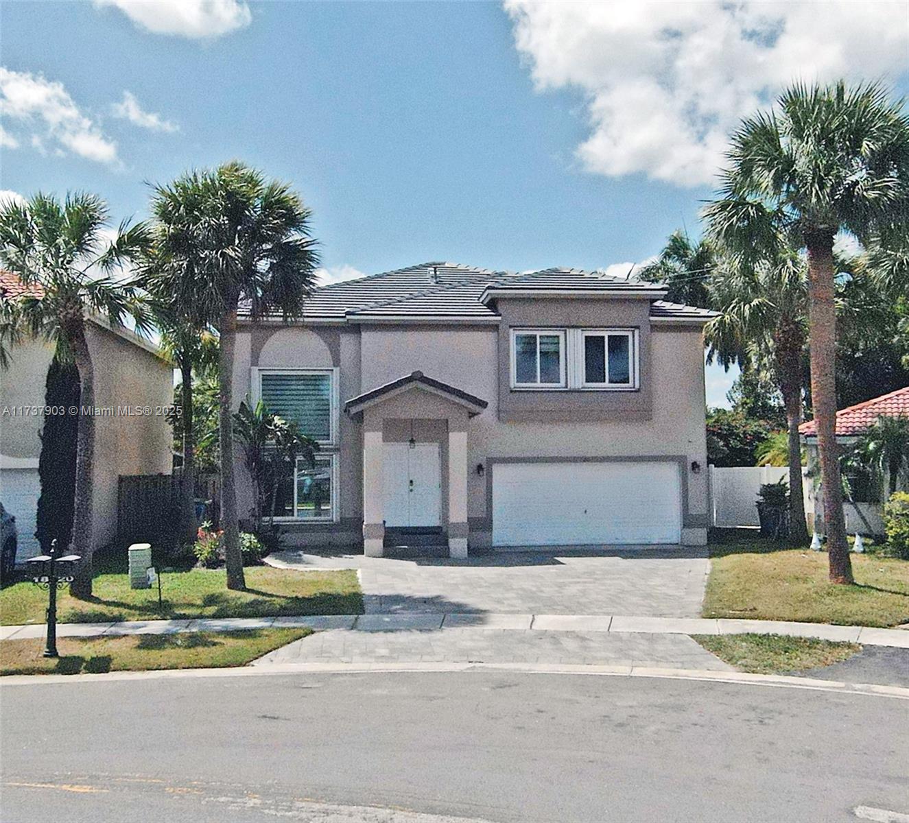 20 Gables Blvd