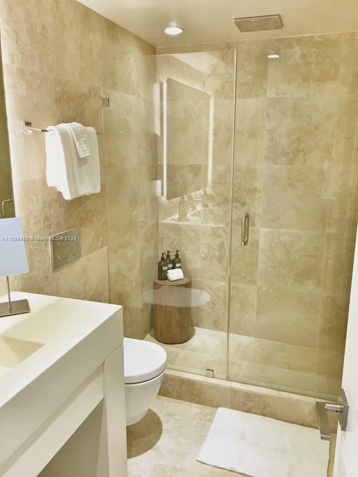 2399 COLLINS AVENUE - Residential Lease