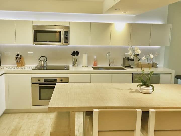 2399 COLLINS AVENUE - Residential Lease