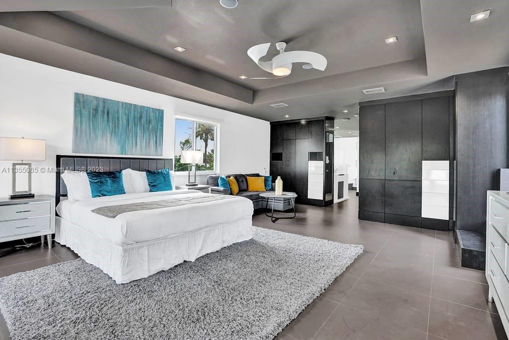 LAUDERDALE ISLES NO 2-BLK - Residential