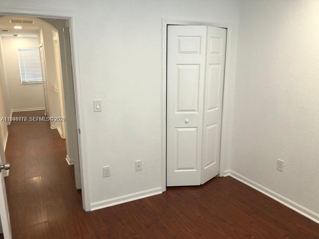 SHOMA TOWNHOMES AT KEYSCO - Residential