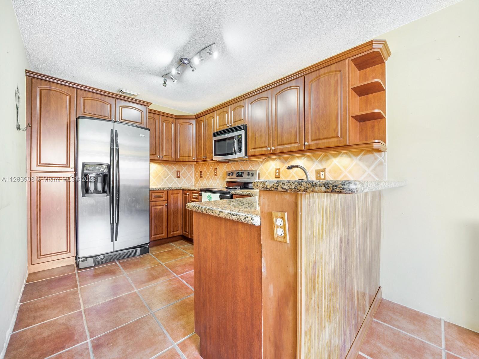 Photo 6 of 16 of 12014 SW 208th Ter house