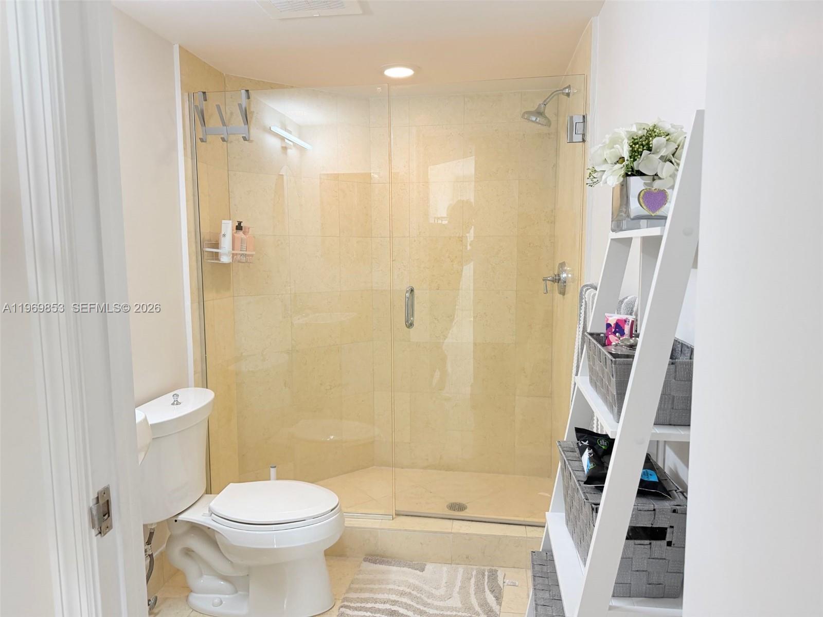 TURNBERRY VILLAGE NORTH TO - Residential