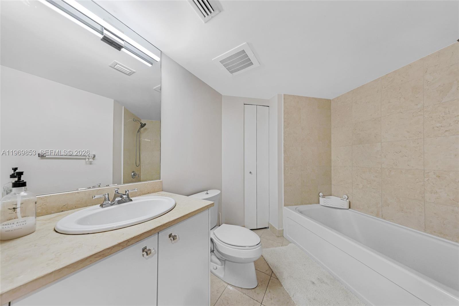 TURNBERRY VILLAGE NORTH TO - Residential