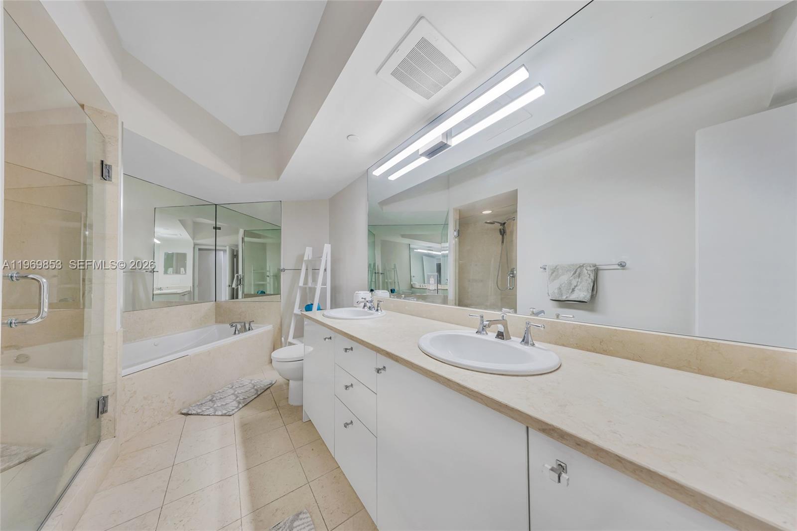 TURNBERRY VILLAGE NORTH TO - Residential