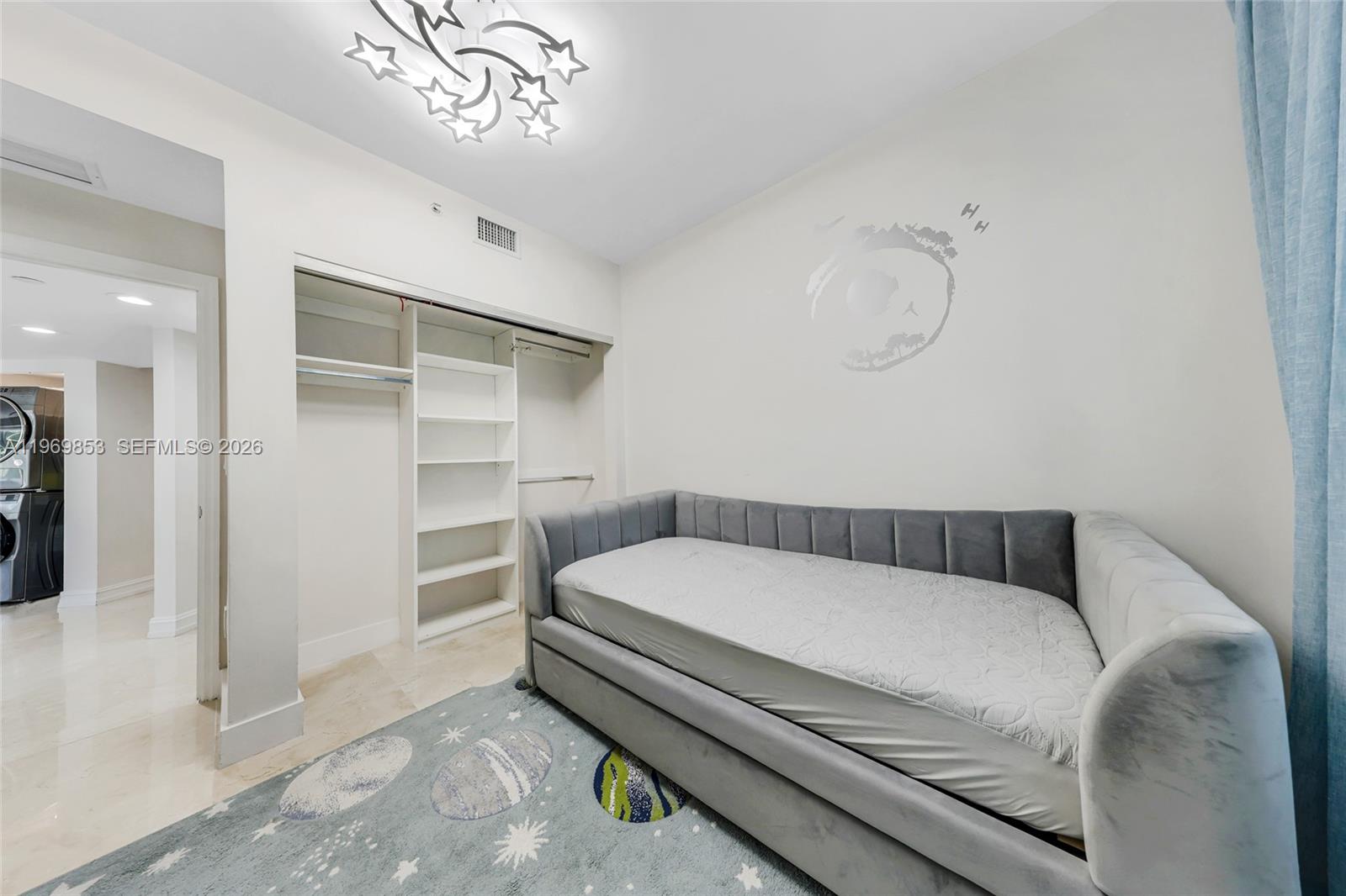 TURNBERRY VILLAGE NORTH TO - Residential