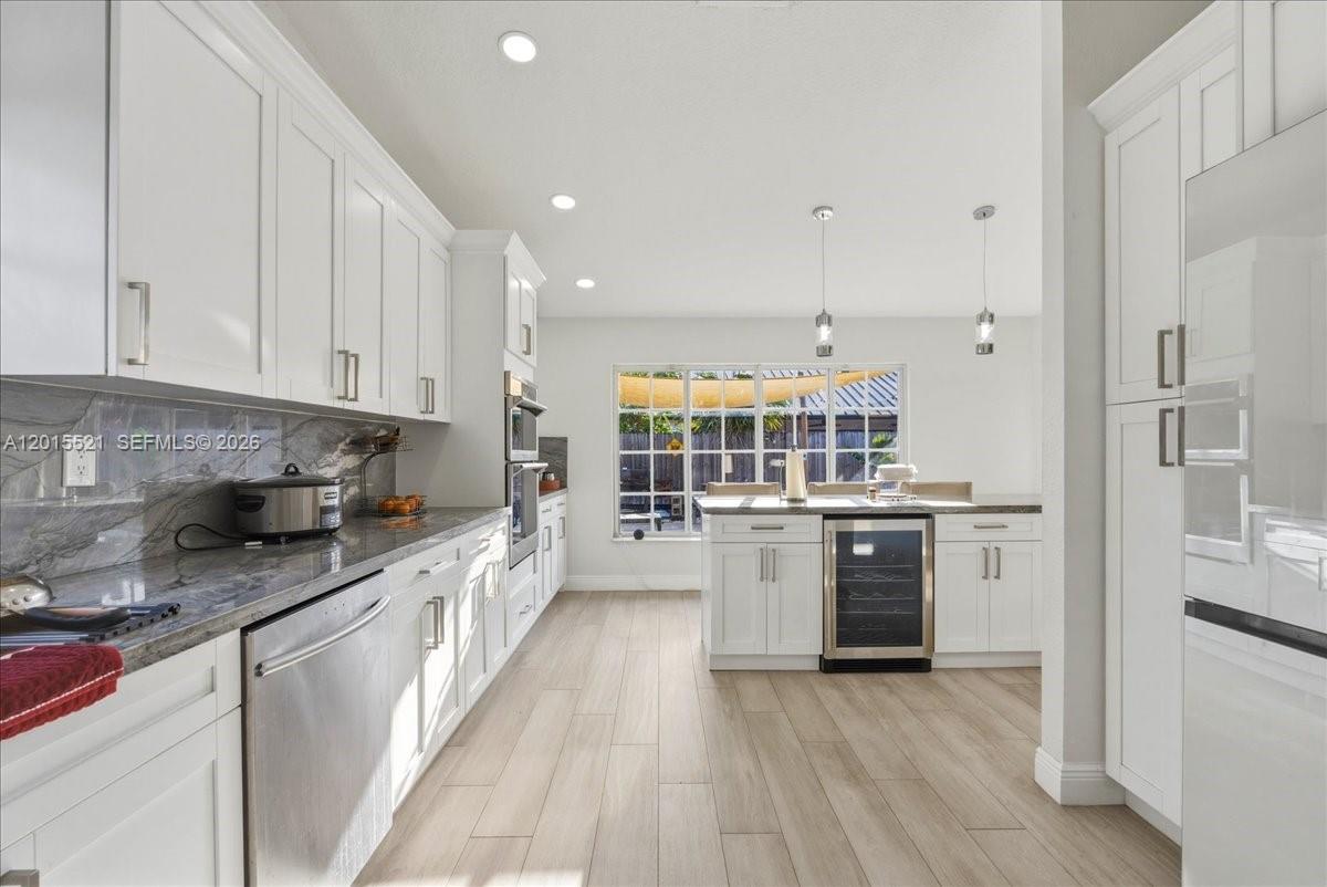 LIMEWOOD GROVE - Residential