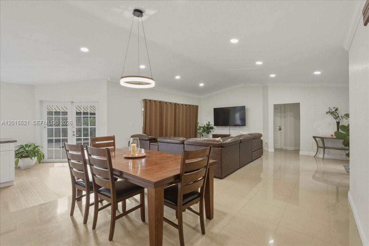 LIMEWOOD GROVE - Residential