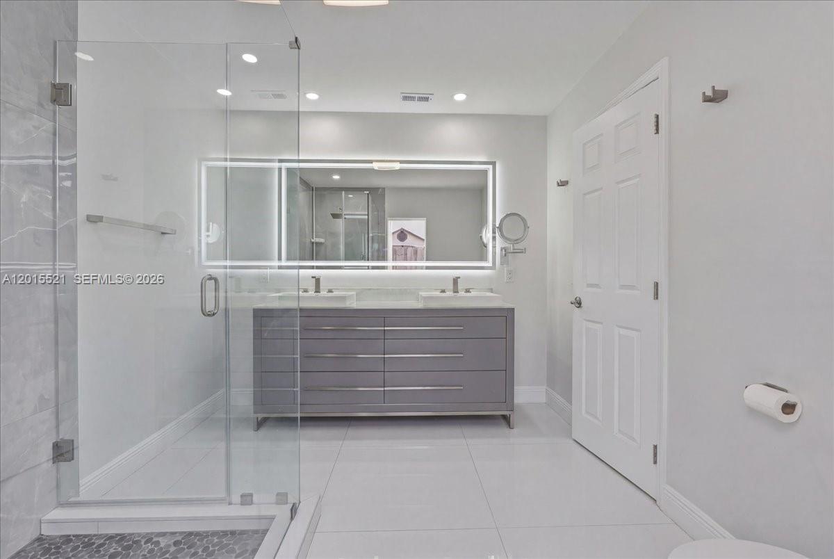 LIMEWOOD GROVE - Residential