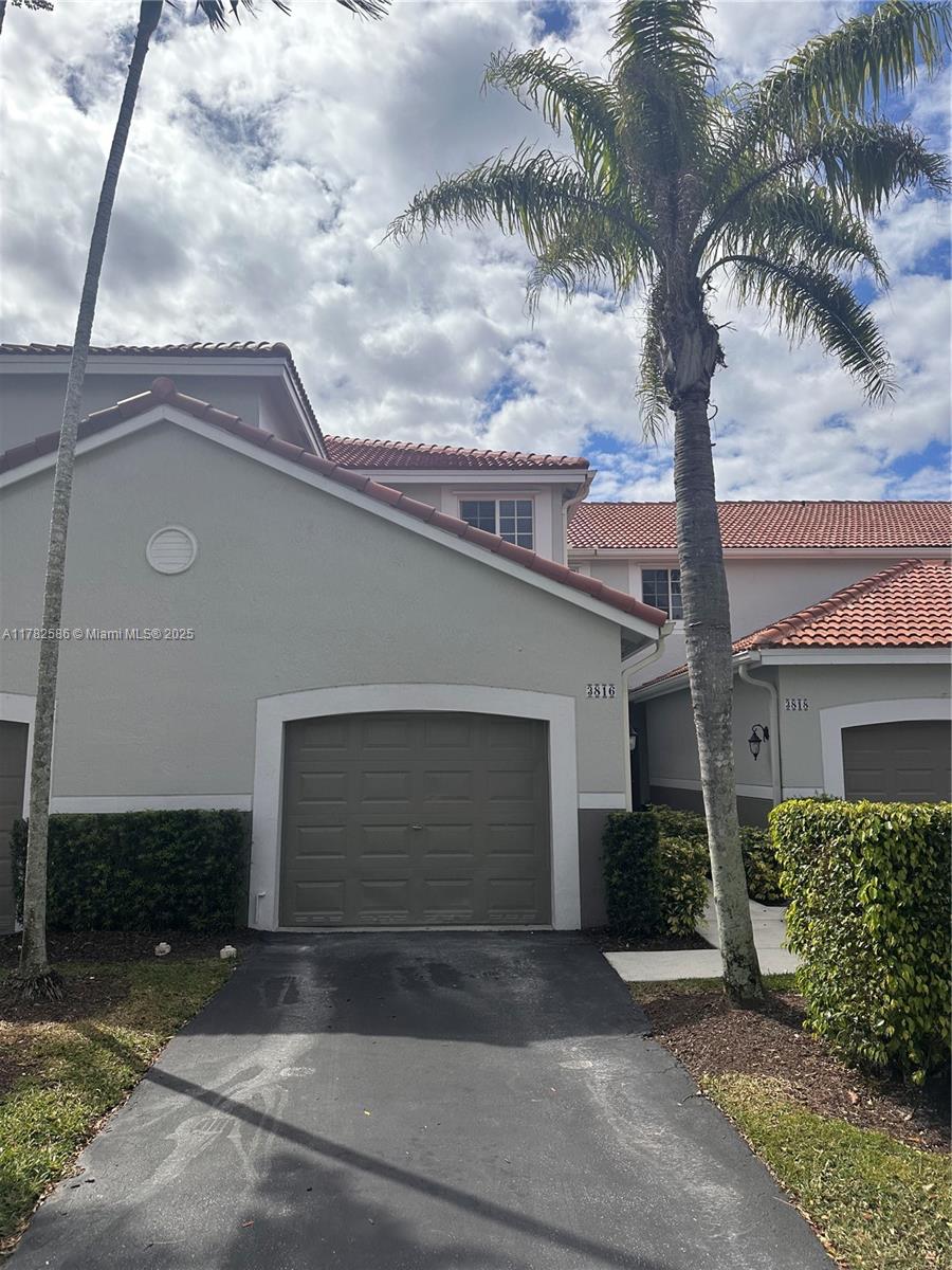 Rental Property at 3816 San Simeon Cir 3816, Weston, Broward County, Florida - Bedrooms: 3 
Bathrooms: 3  - $3,600 MO.