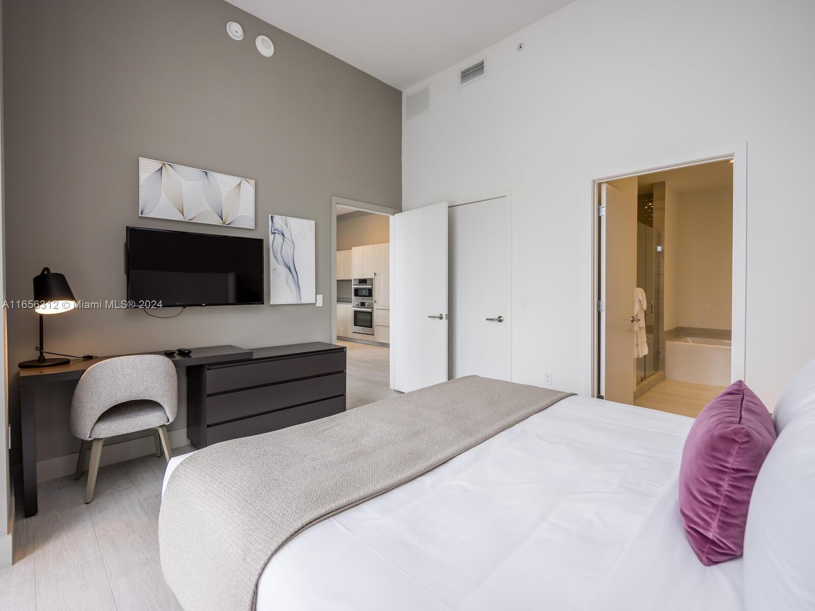 4010 SOUTH OCEAN CONDO - Residential