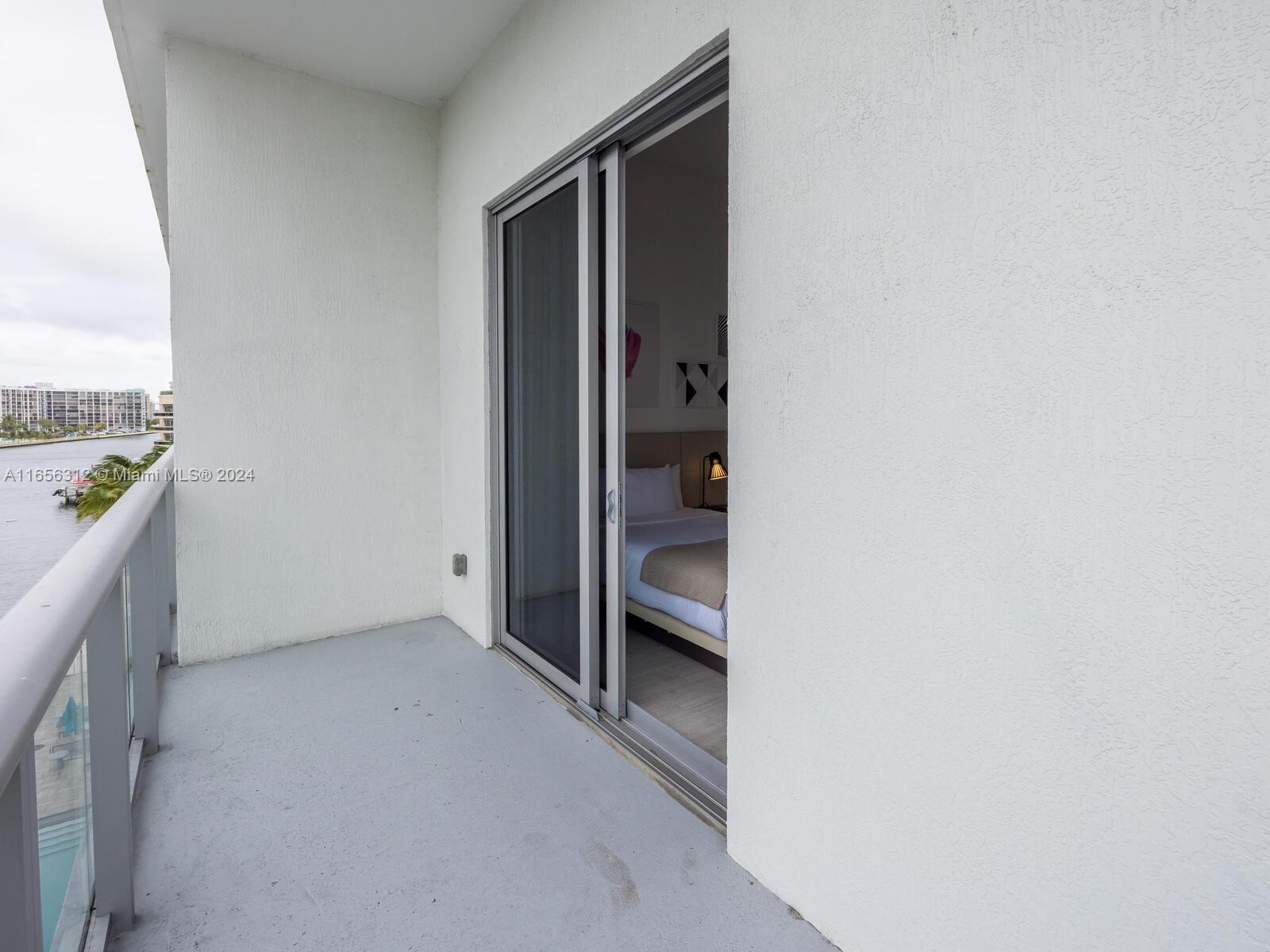 4010 SOUTH OCEAN CONDO - Residential