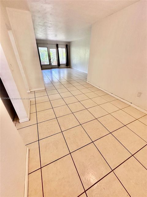 30 Park Dr A12 Bal Harbour FL 33154