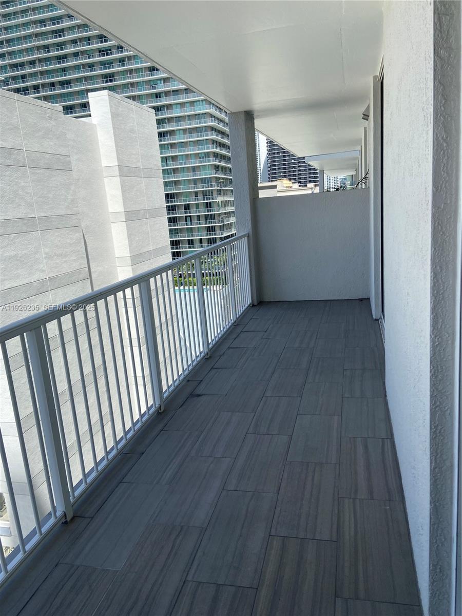 VUE AT BRICKELL CONDO - Residential Lease