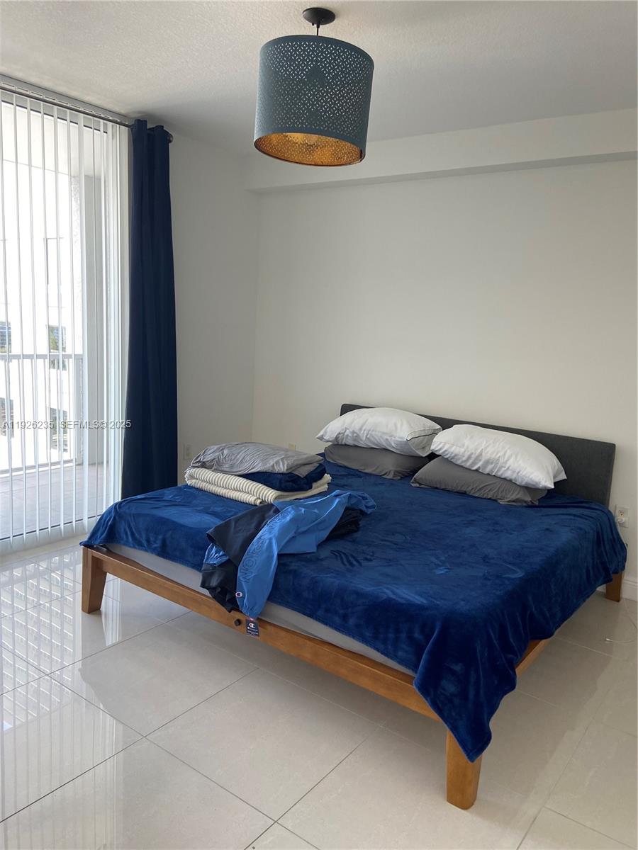 VUE AT BRICKELL CONDO - Residential Lease