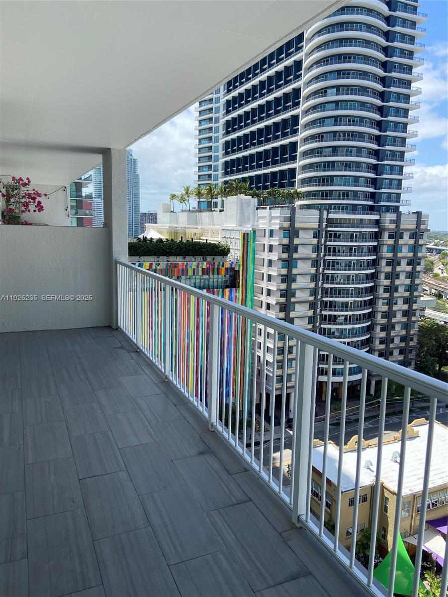 VUE AT BRICKELL CONDO - Residential Lease