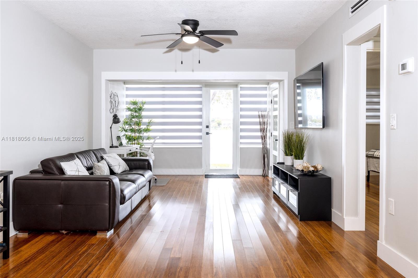 Rental Property at 270 Ne 191st St 103, Miami, Broward County, Florida - Bedrooms: 1 
Bathrooms: 1  - $2,200 MO.