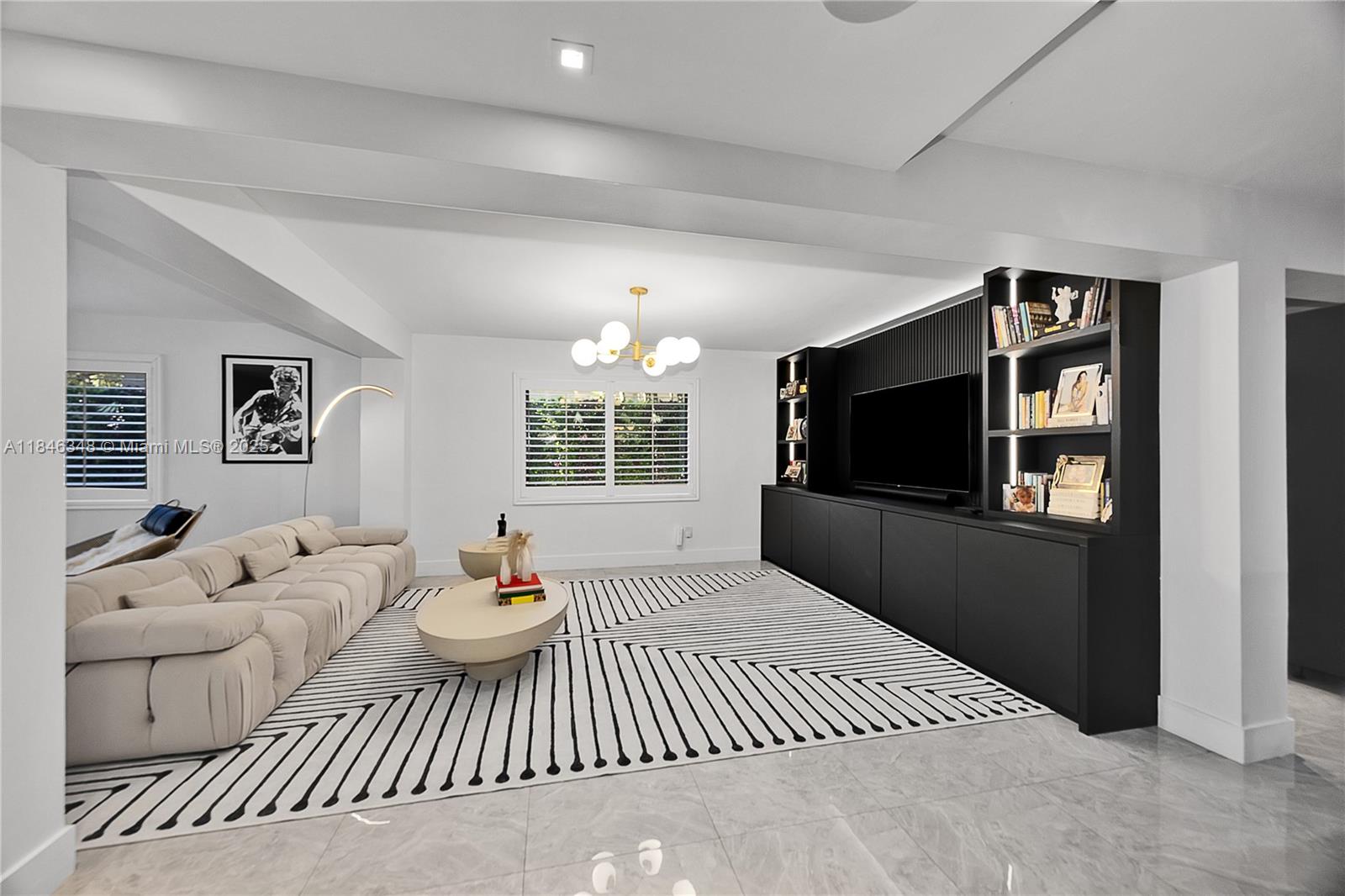 GRANADA PLACE AMD PL - Residential