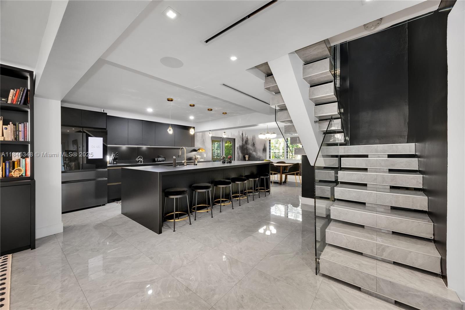 GRANADA PLACE AMD PL - Residential