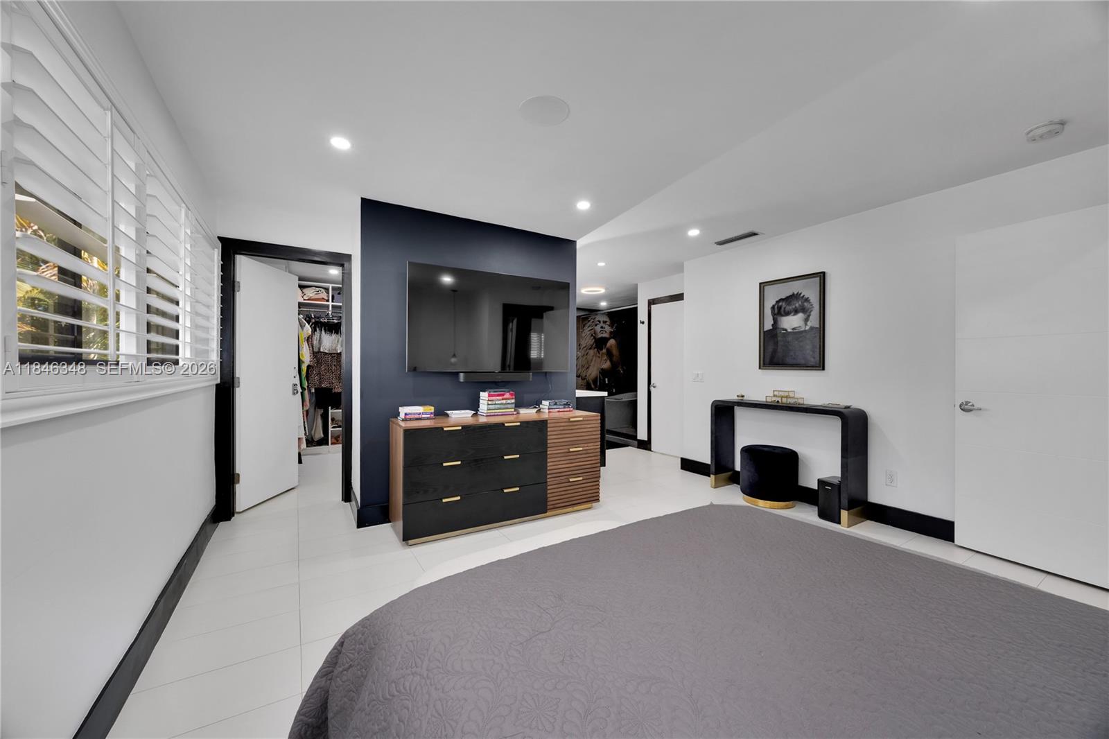 GRANADA PLACE AMD PL - Residential