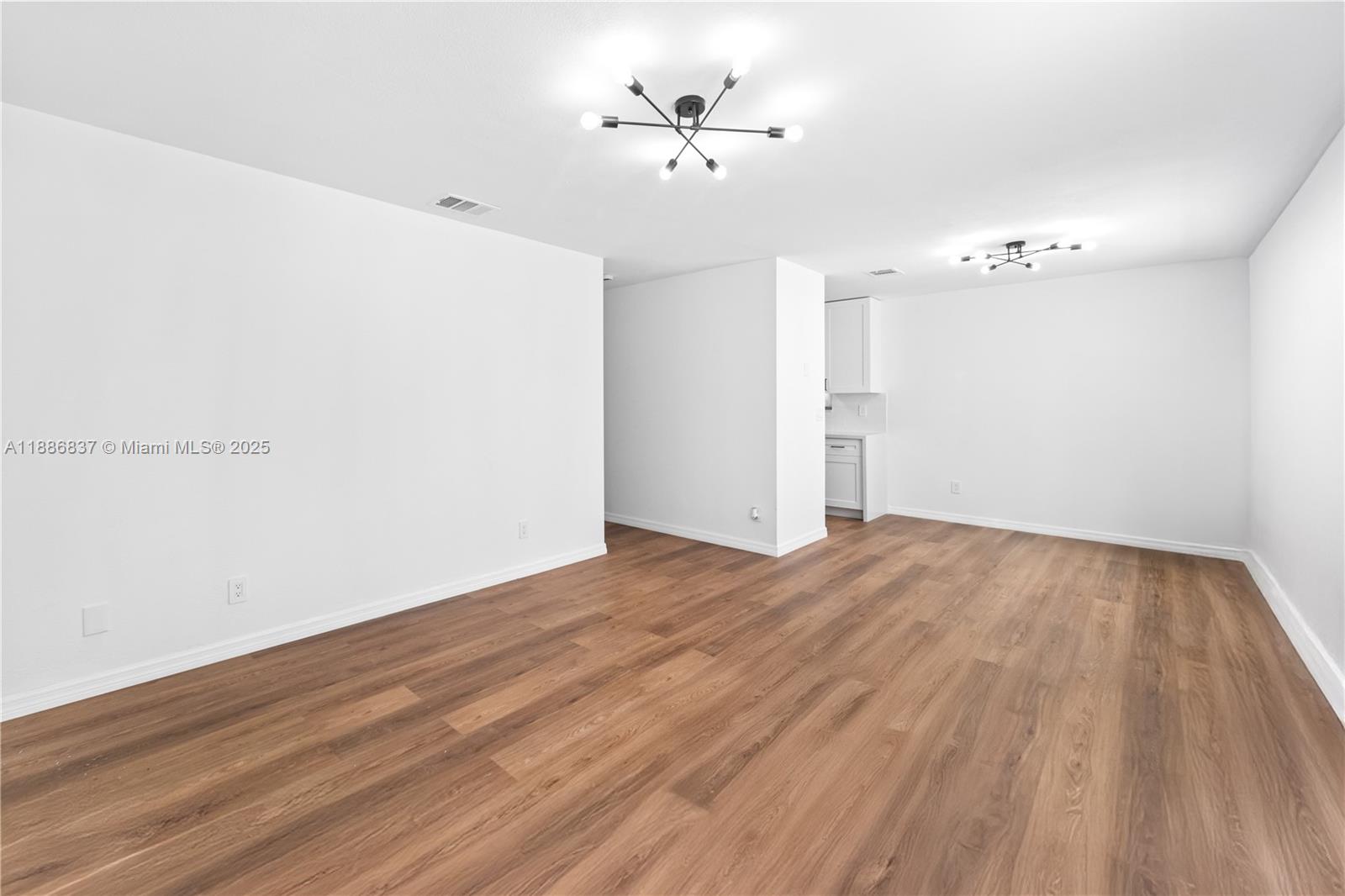 TOWN OF MODELO (DANIA) B- - Residential