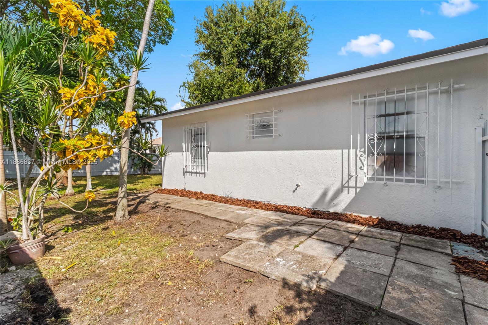 TOWN OF MODELO (DANIA) B- - Residential