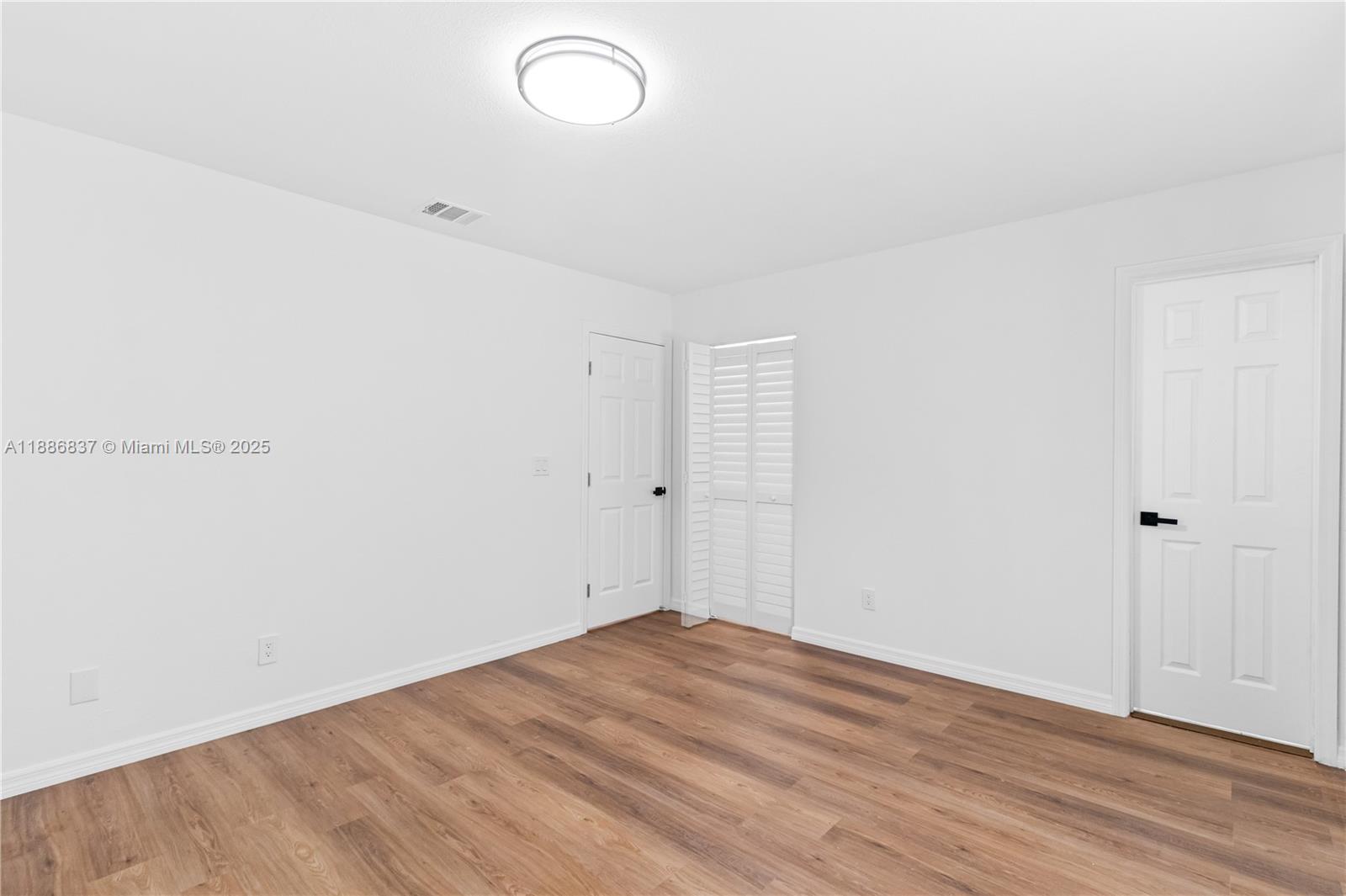 TOWN OF MODELO (DANIA) B- - Residential