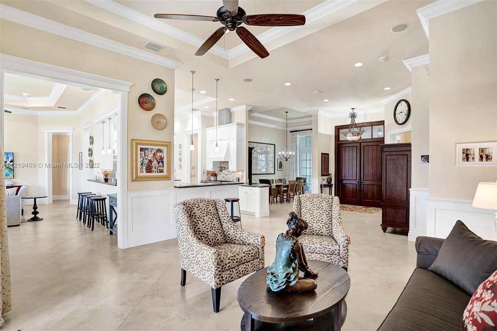 VENETIAN ISLES 2ND SEC - Residential