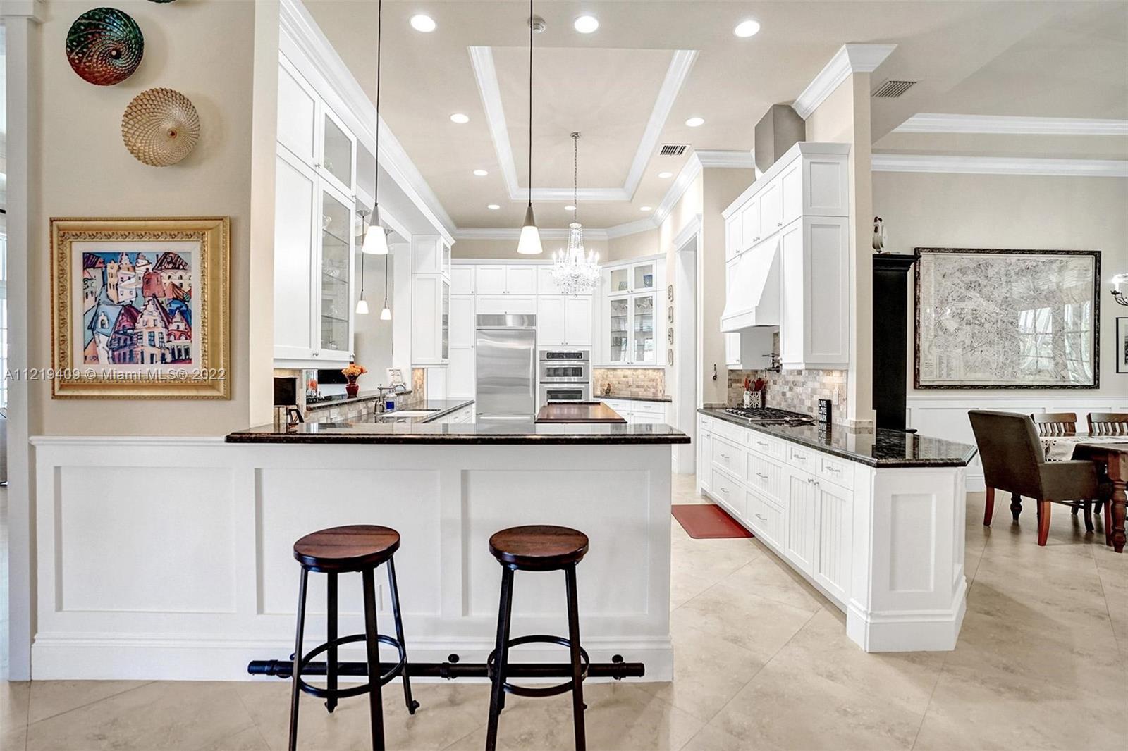 VENETIAN ISLES 2ND SEC - Residential