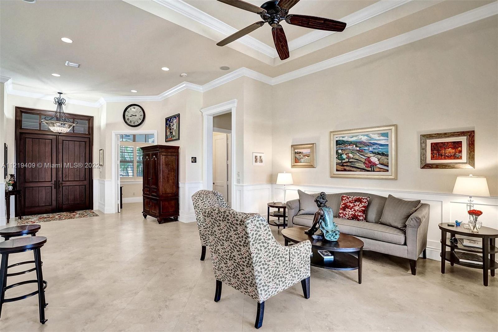 VENETIAN ISLES 2ND SEC - Residential