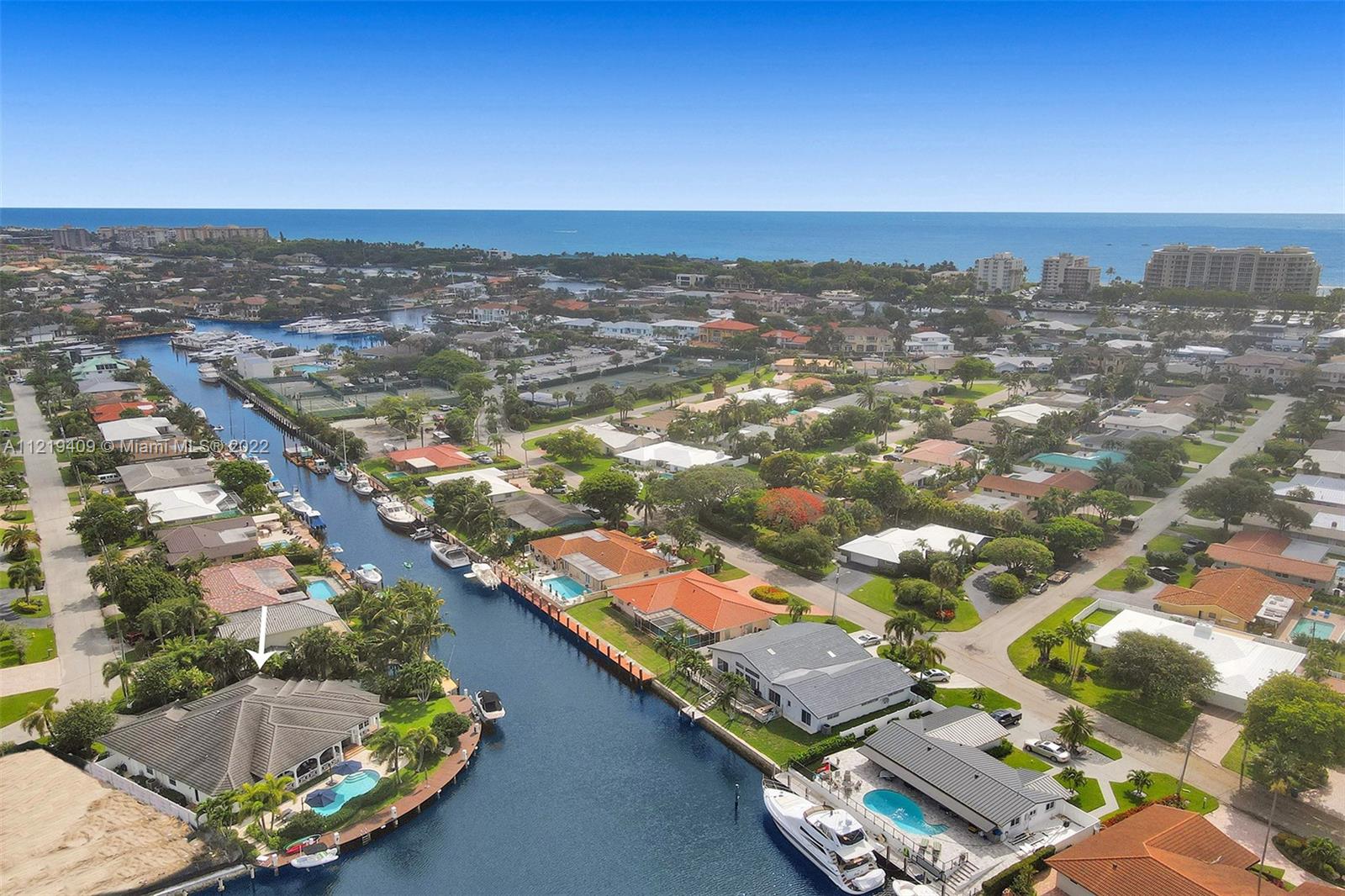 VENETIAN ISLES 2ND SEC - Residential