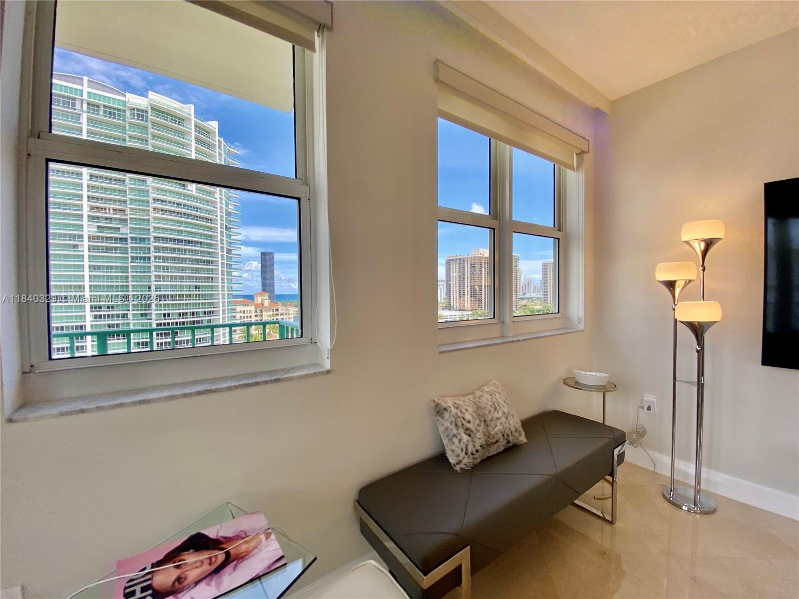 TURNBERRY VILLAGE SO TOWE - Residential