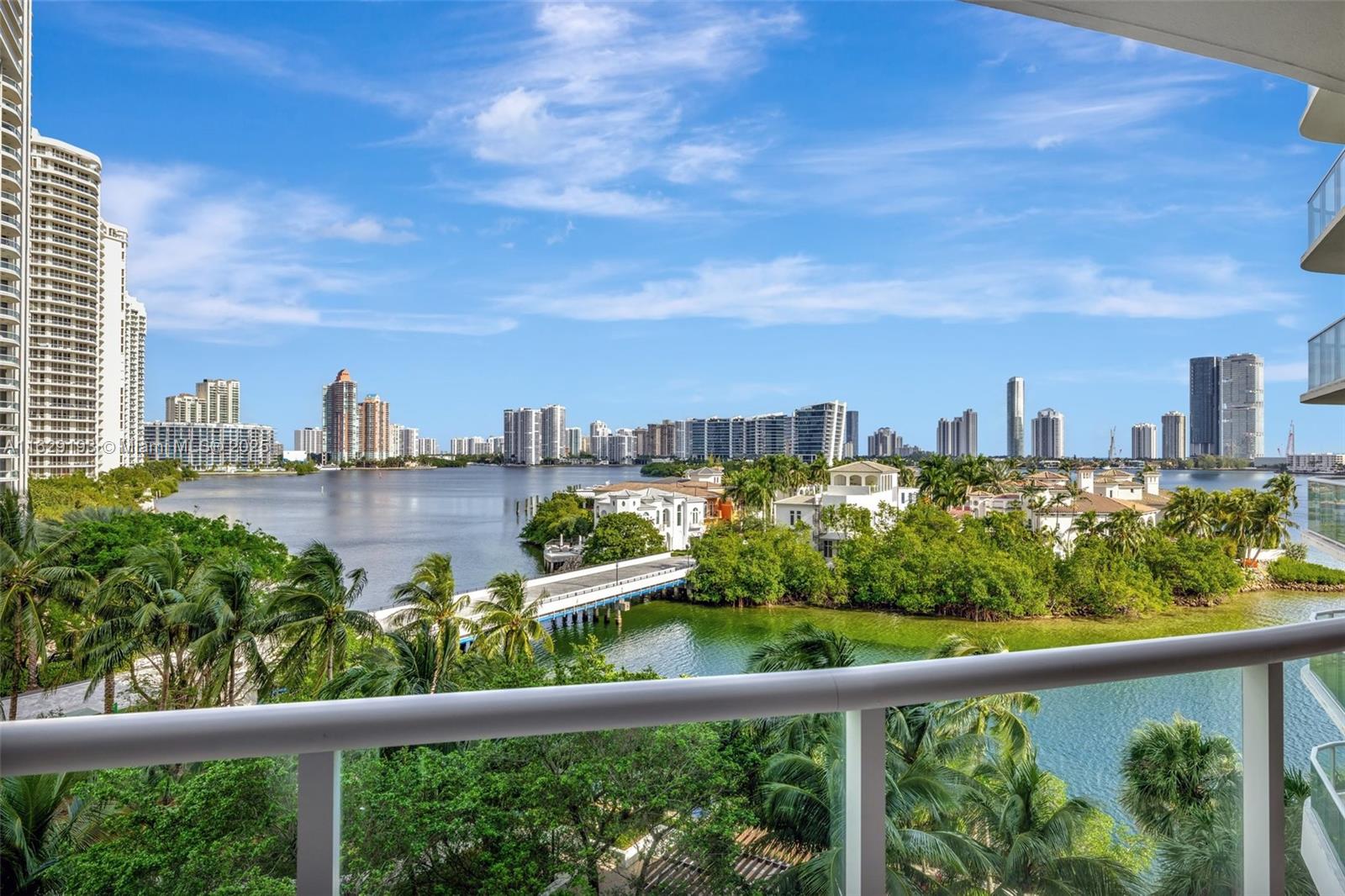 4000 ISL BLVD WILLIAMS IS - Residential